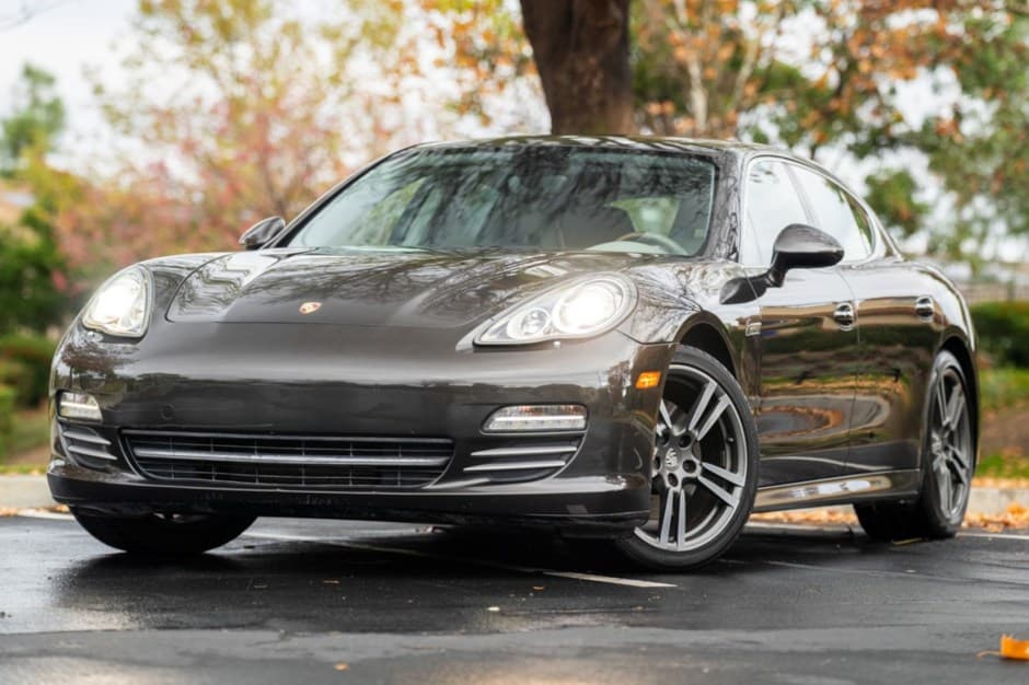 2012 Porsche Panamera sold for $20,250