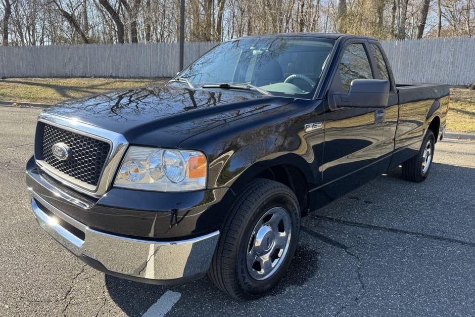 2008 Ford F-150 (2004-2008) sold for $10,500