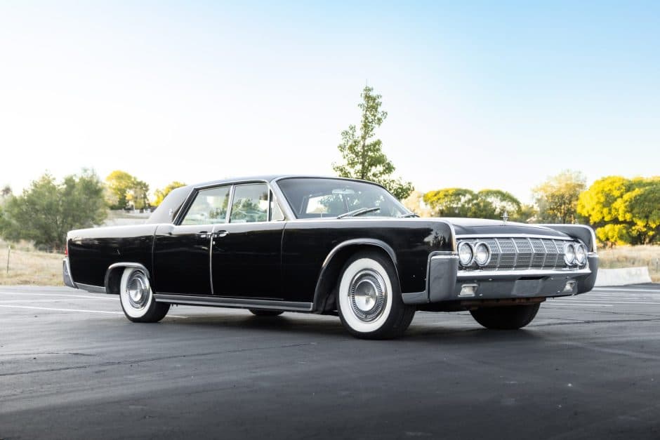 1964 Lincoln Continental (1961-1969) sold for $31,750