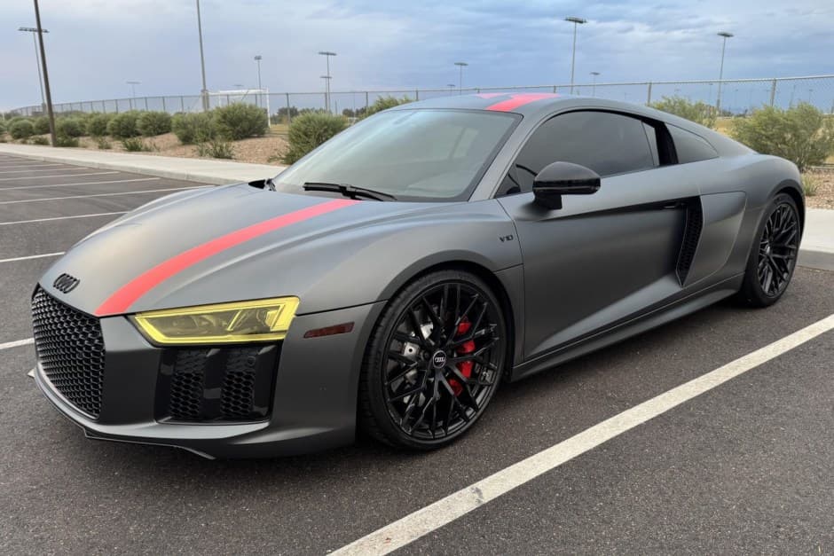 2018 Audi R8 (Type 4S) sold for $119,999