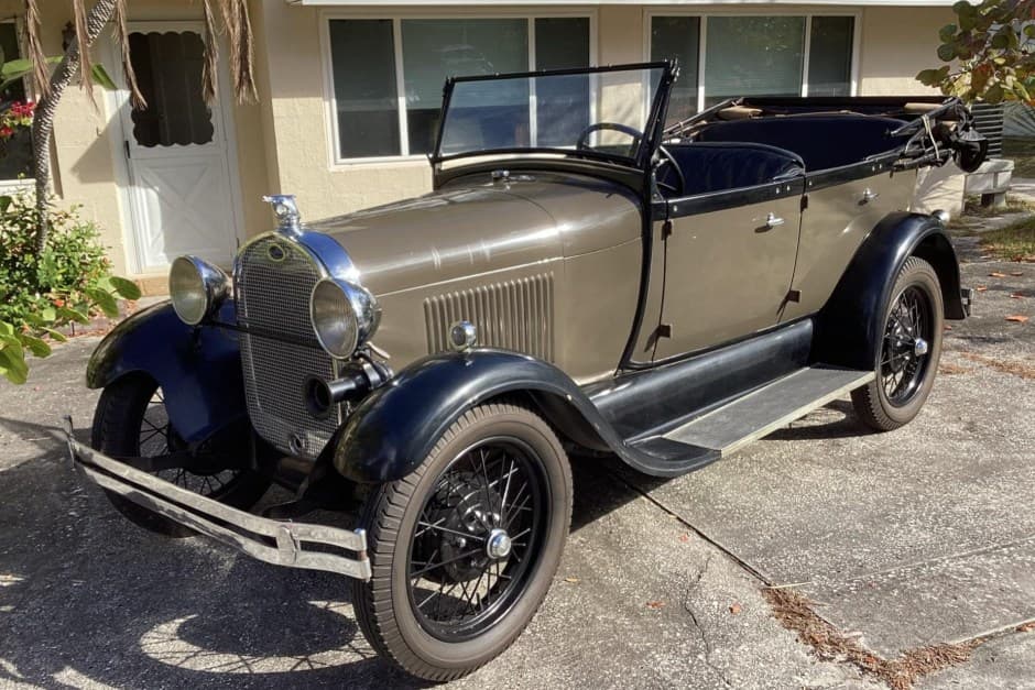 1929 Ford  sold for $13,750