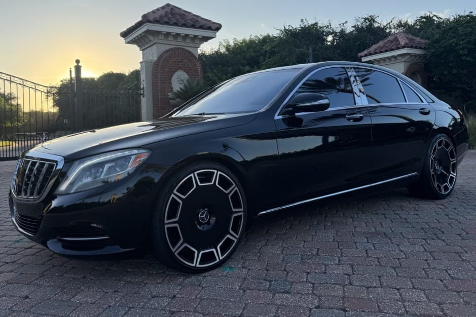 2015 Mercedes-Benz W222 S-Class sold for $17,750