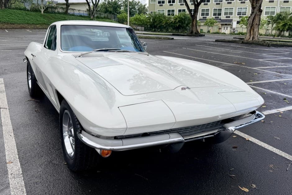 1967 Chevrolet Corvette C2 sold for $90,067