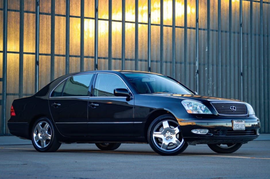 2002 Lexus LS Sedan sold for $15,000