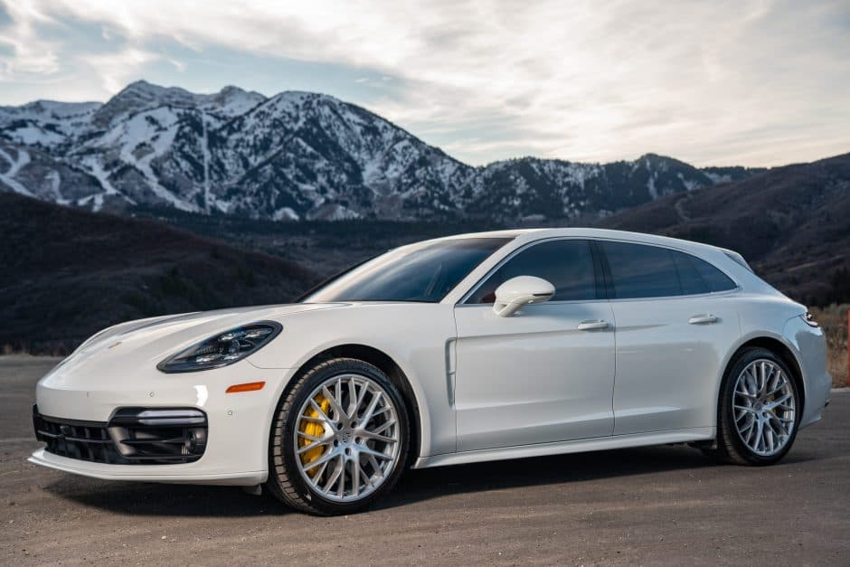 2018 Porsche Panamera sold for $97,200