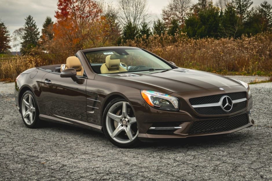 2015 Mercedes-Benz R231 SL sold for $31,526