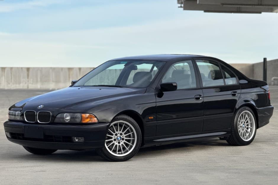 2000 BMW E39 5-Series sold for $6,500