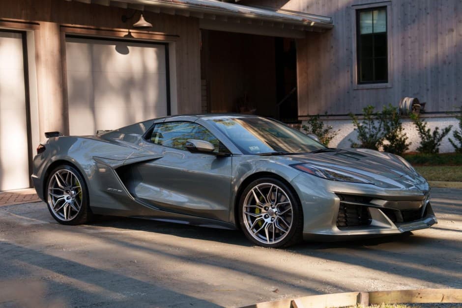 2024 Chevrolet Corvette C8 sold for $106,000