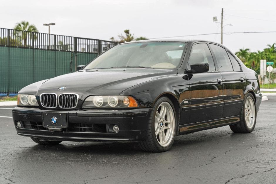 2002 BMW E39 5-Series sold for $18,500