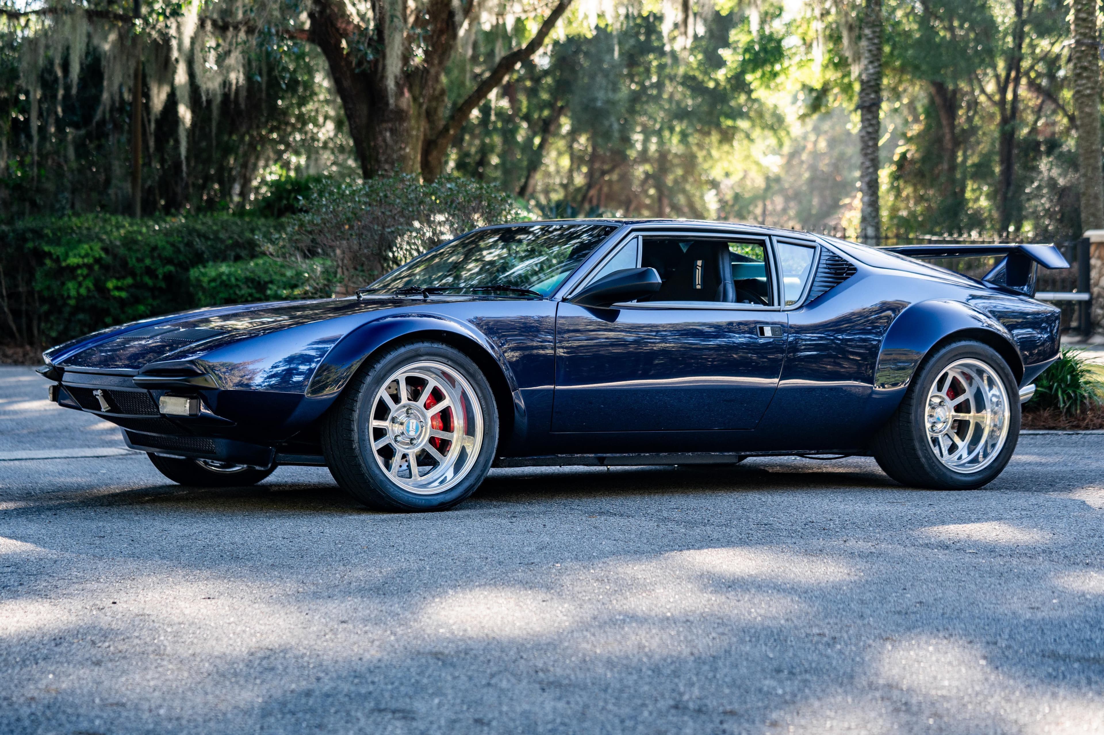 1973 DeTomaso Pantera sold for $108,000
