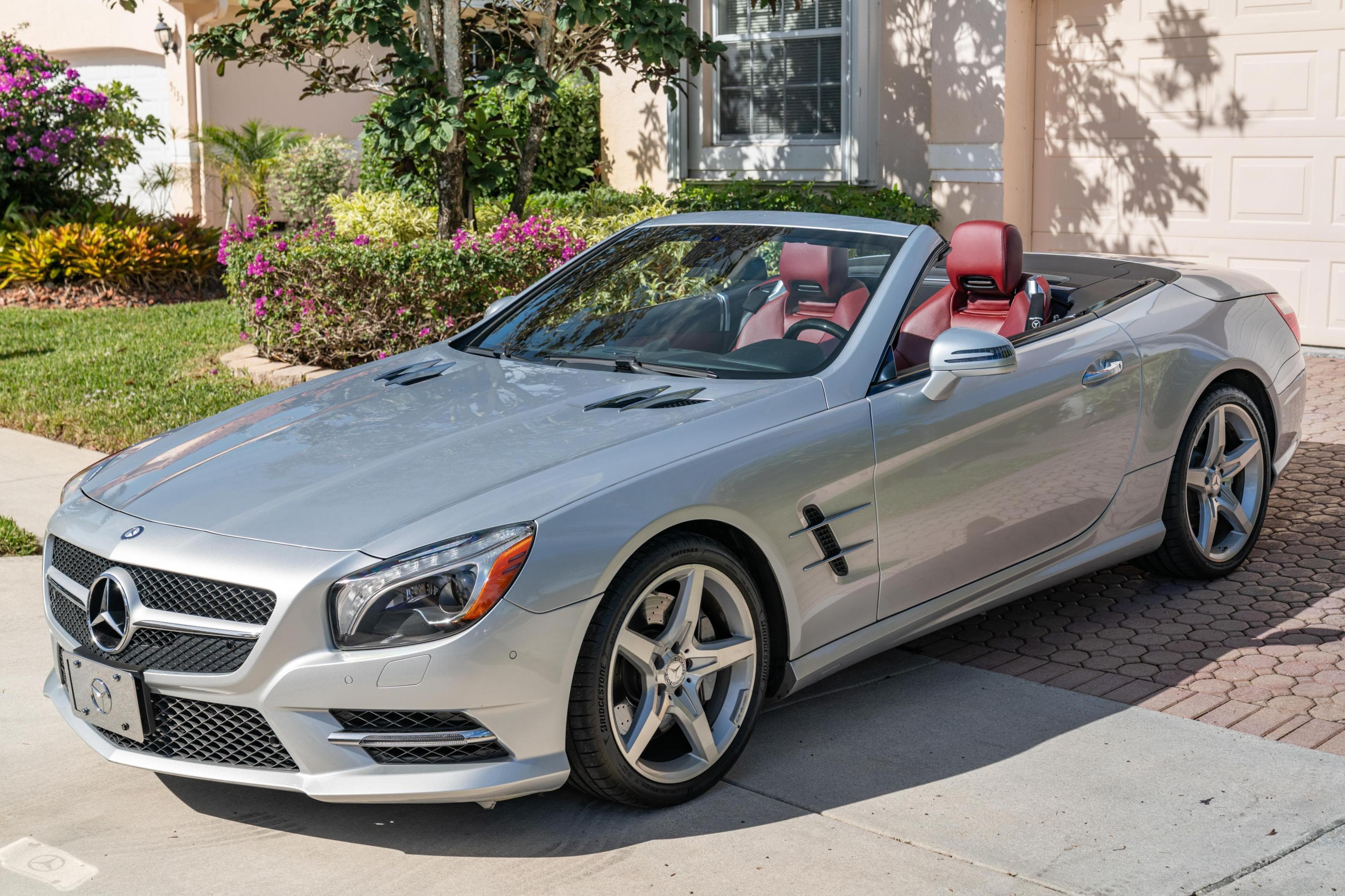 2015 Mercedes-Benz R231 SL sold for $32,000