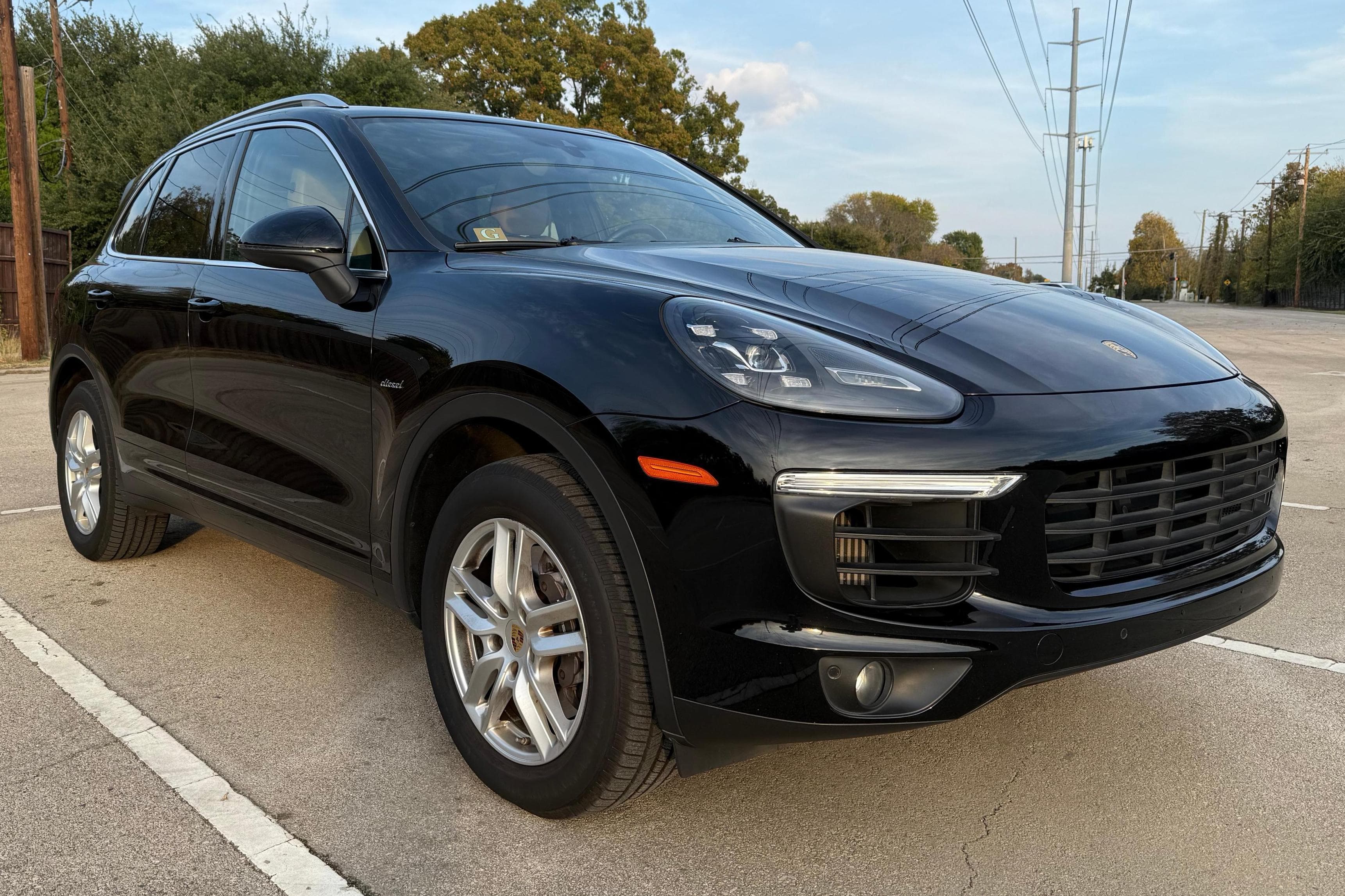2015 Porsche Cayenne sold for $27,000