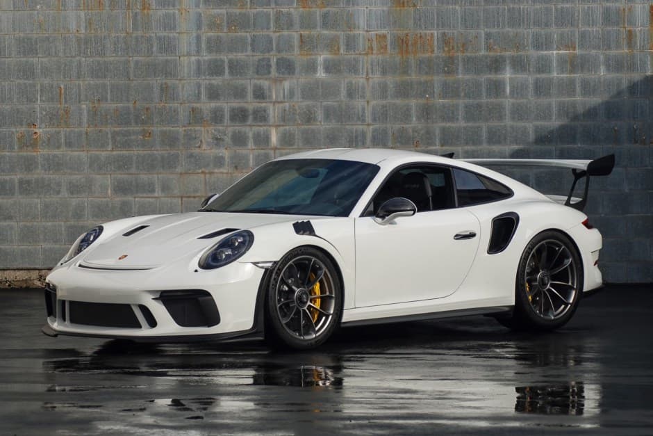 2019 Porsche 991 911 GT3 sold for $247,991