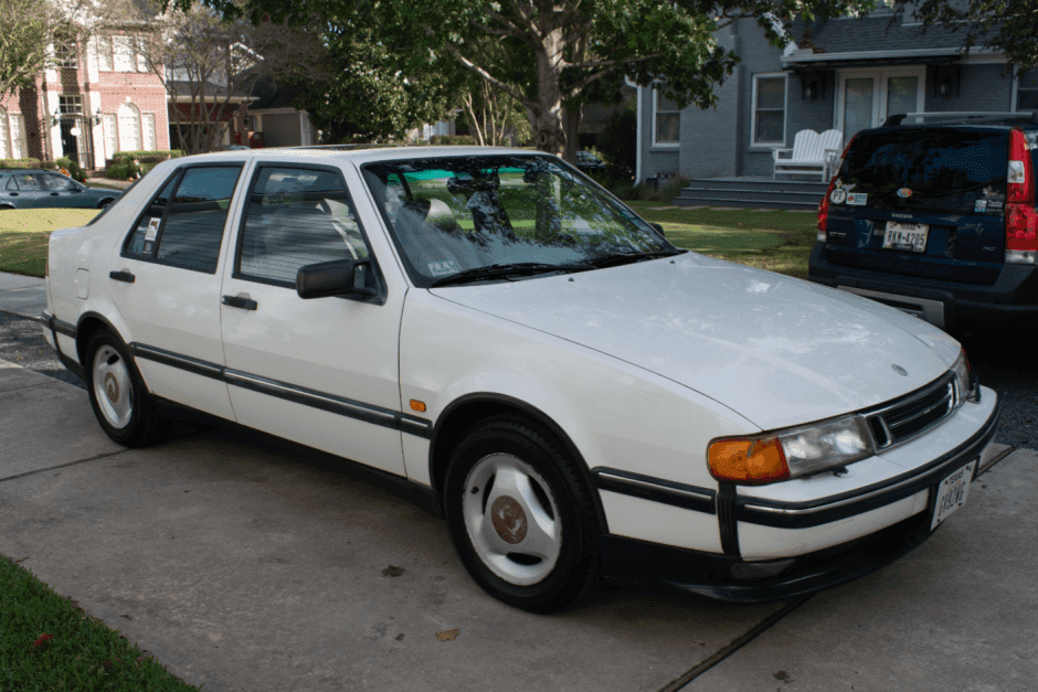 1997 Saab 9000 sold for $3,600