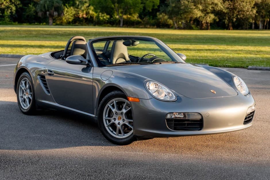 2005 Porsche 987 Boxster sold for $19,000