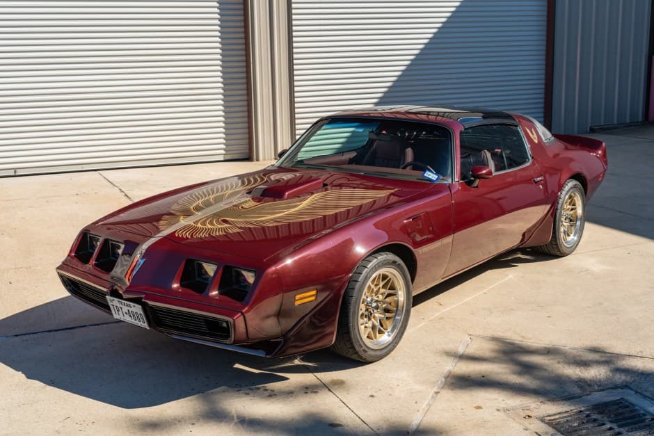 1981 Pontiac Firebird (2nd Generation – 1970-1981) sold for $19,010
