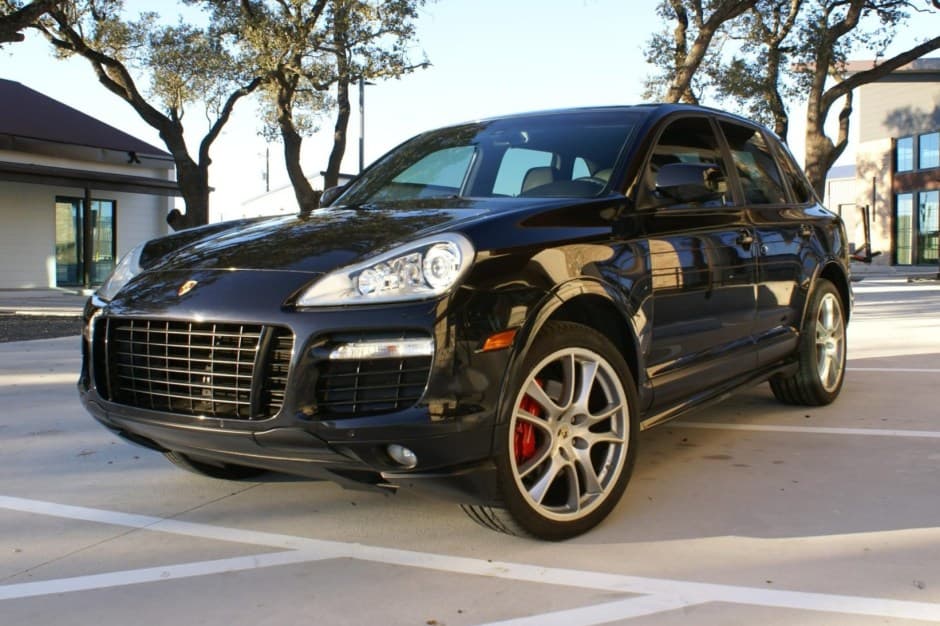2009 Porsche 955/957 Cayenne (2003-2010) sold for $27,000