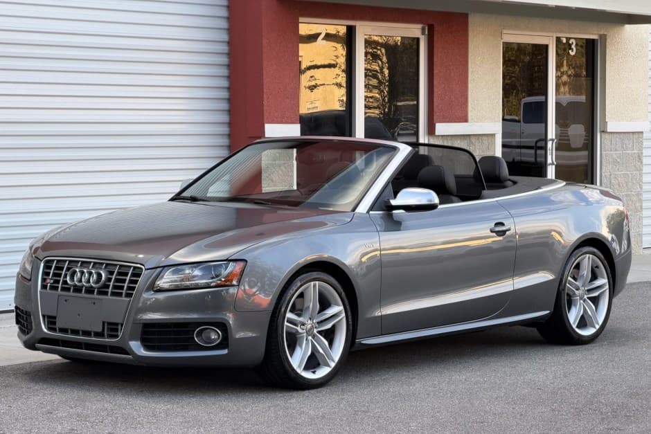 2012 Audi S5 sold for $18,875