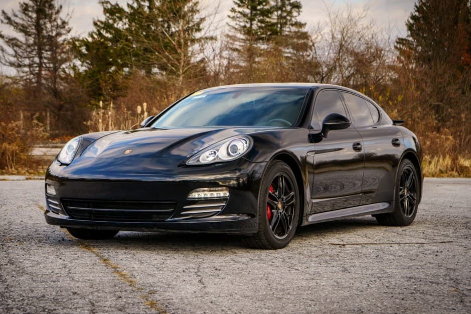 2011 Porsche Panamera sold for $26,019