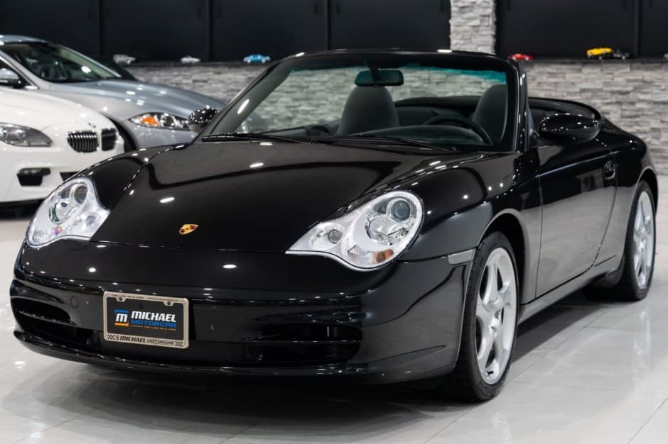 2004 Porsche 996 911 Carrera sold for $45,750