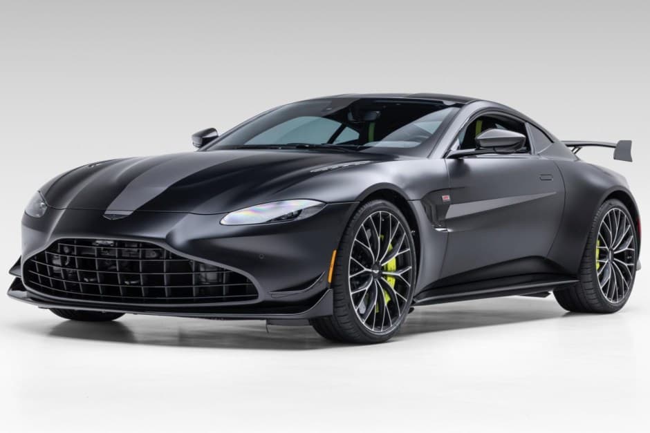 2023 Aston Martin V8 Vantage (2006+) sold for $139,000