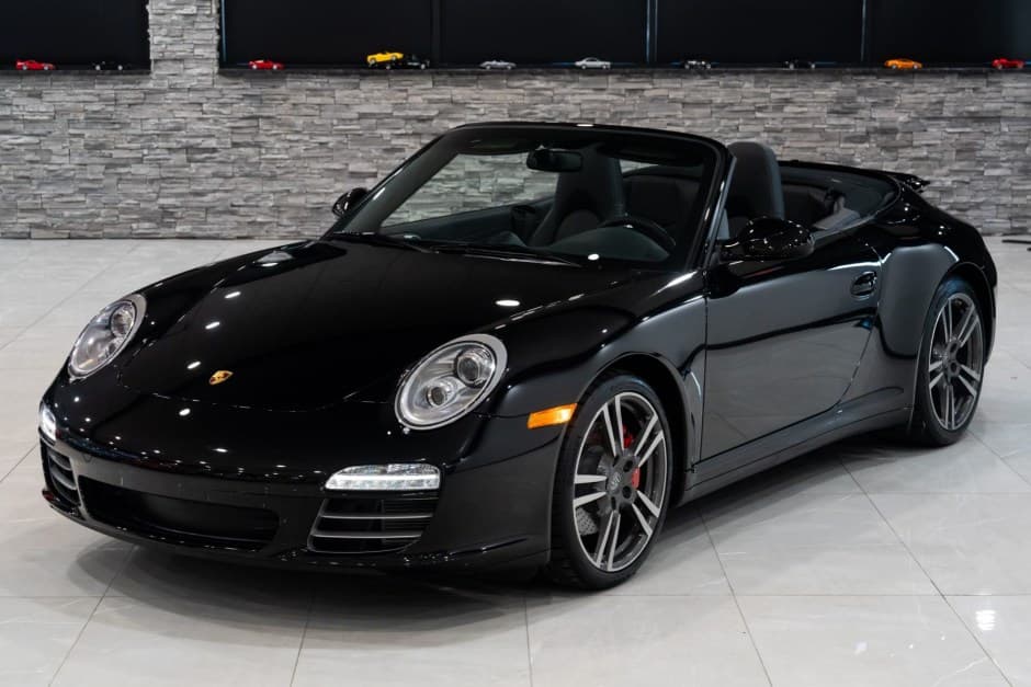 2012 Porsche 997 911 Carrera 4S sold for $89,000