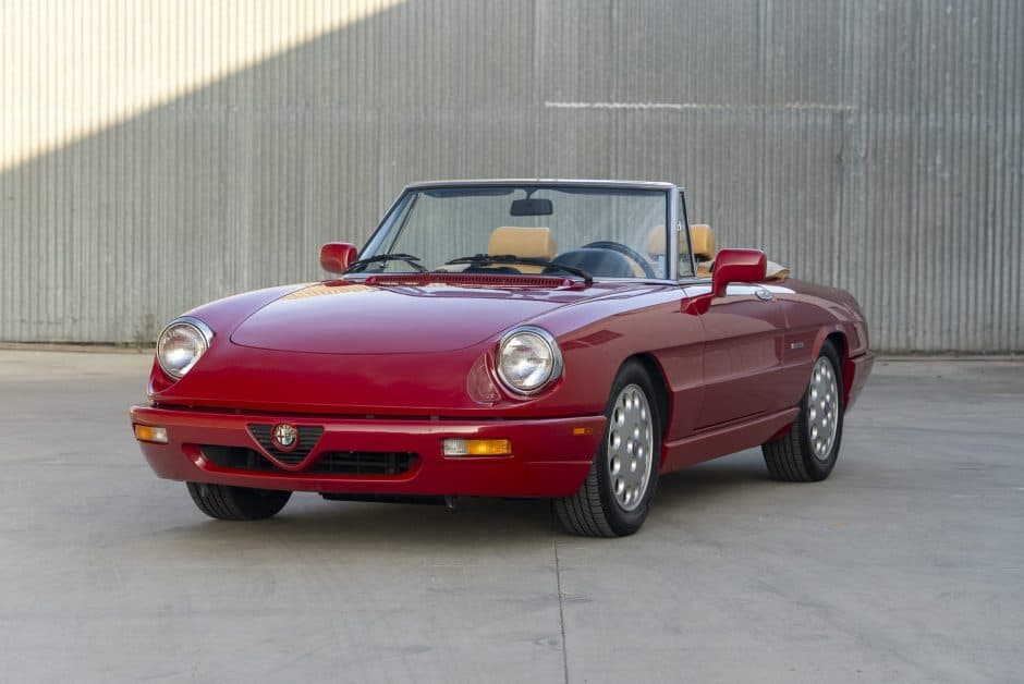 1991 Alfa Romeo 105/115 Spider Series 4 sold for $11,250