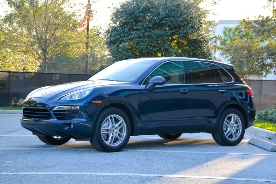 2013 Porsche 958 Cayenne (2011-2018) sold for $21,000