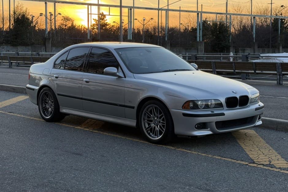 2002 BMW E39 M5 sold for $33,750
