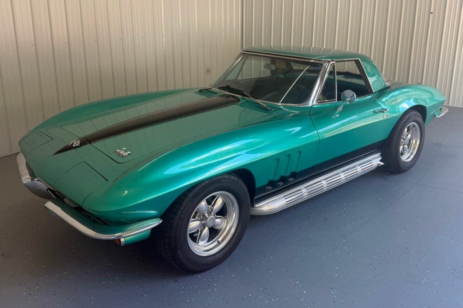 1966 Chevrolet Corvette C2 sold for $44,000