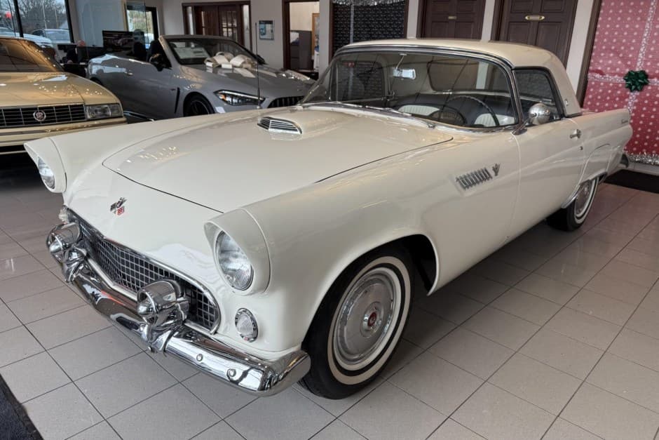 1955 Ford Thunderbird (1955-1957) sold for $22,250