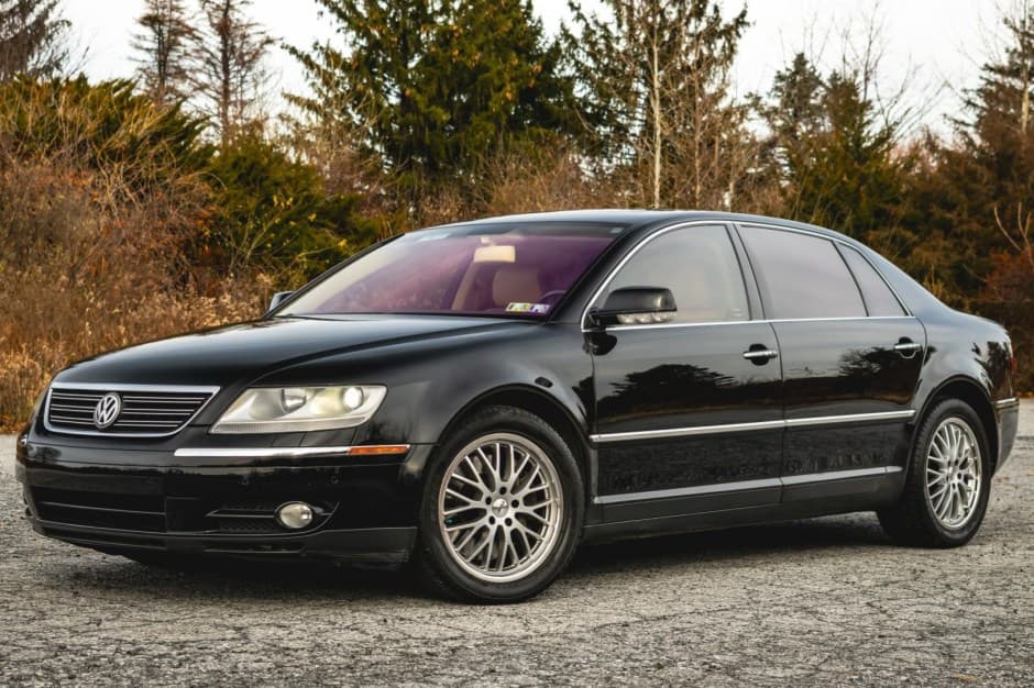 2004 Volkswagen Phaeton sold for $9,700