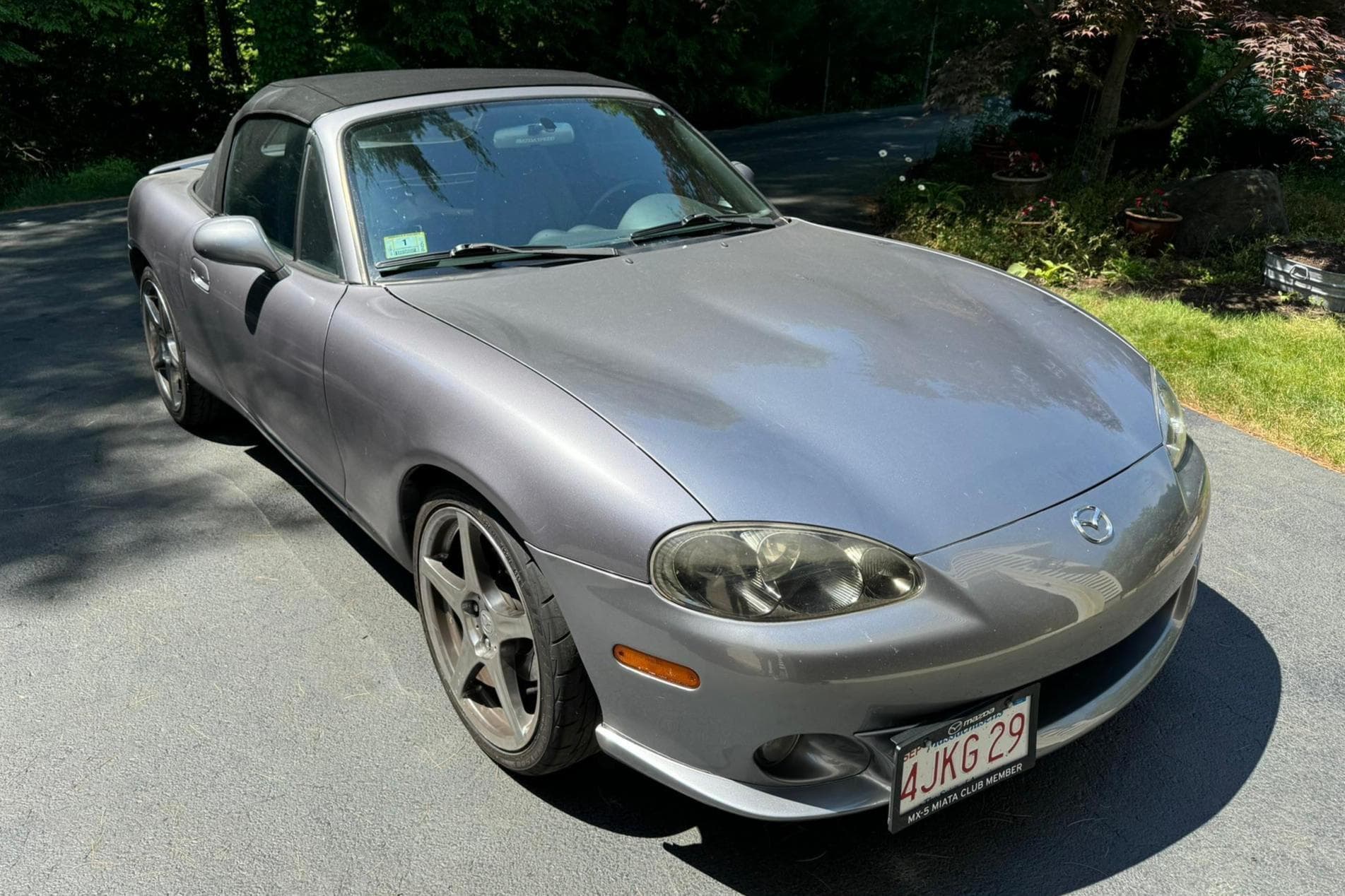 2004 Mazda Mazdaspeed MX-5 sold for $11,800