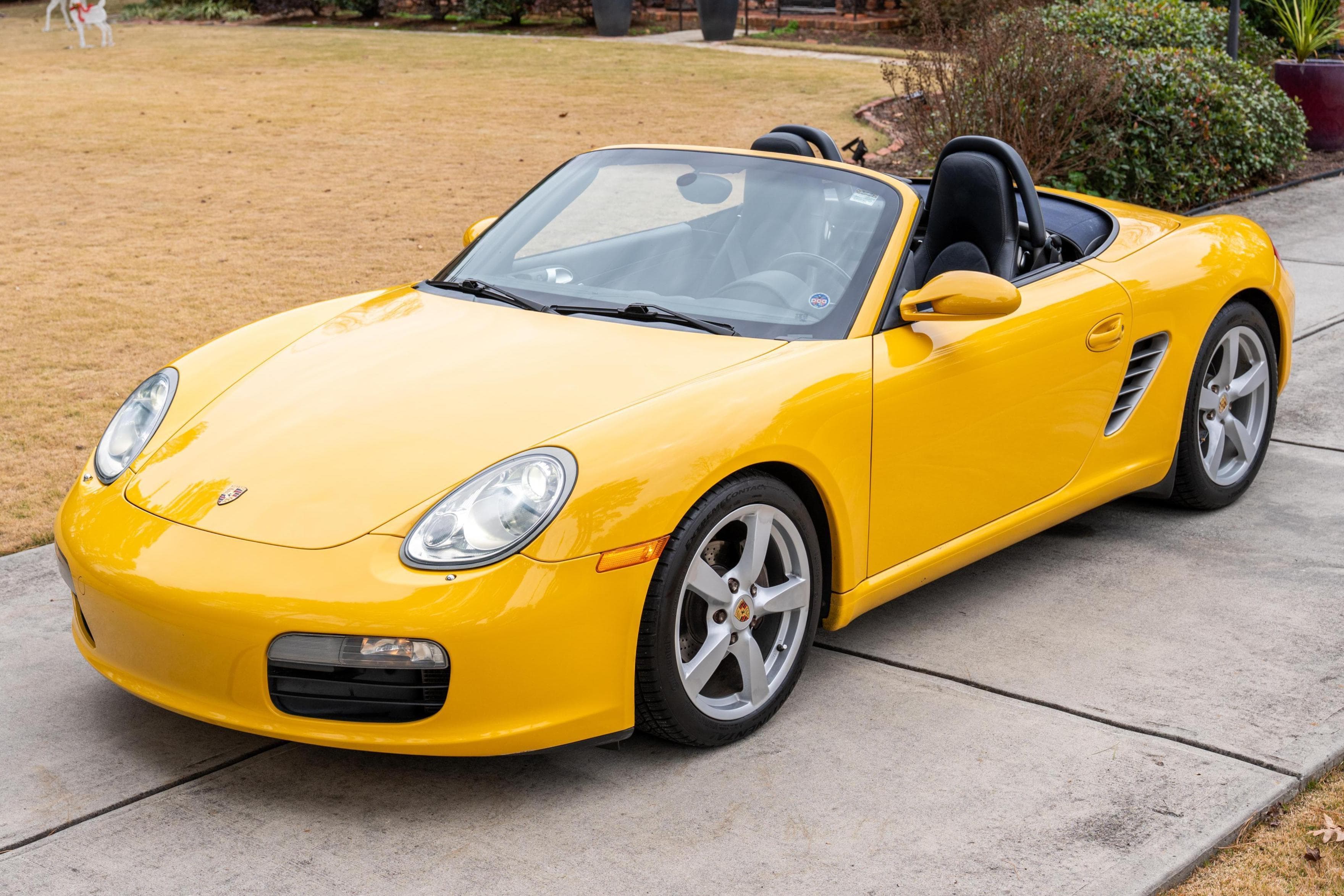 2007 Porsche 987 Boxster sold for $15,850
