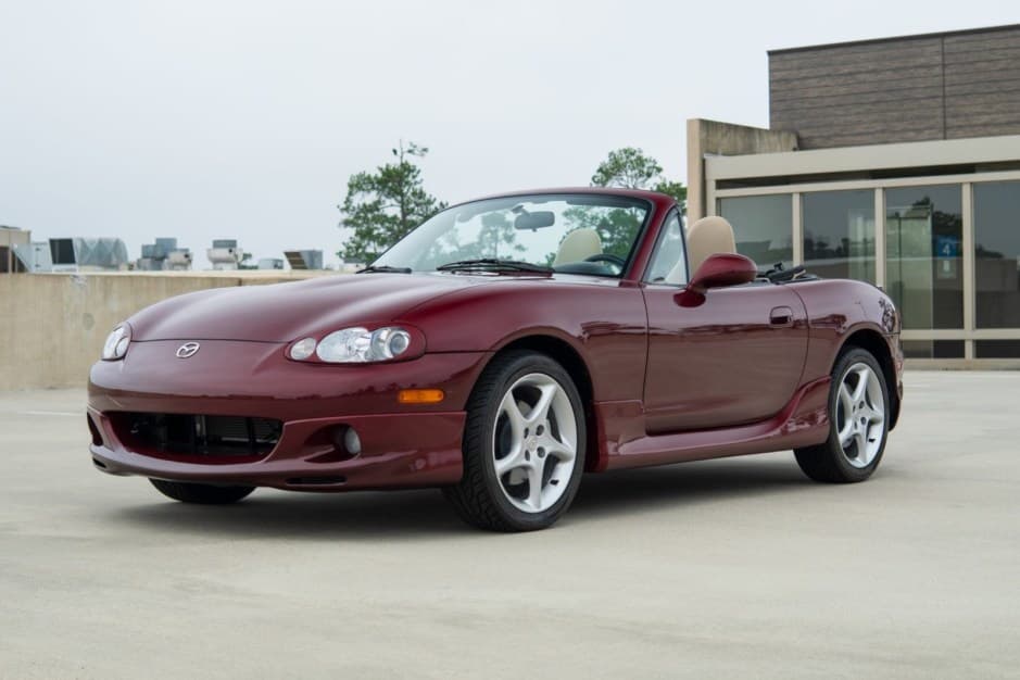 2003 Mazda NB MX-5 Miata sold for $16,000