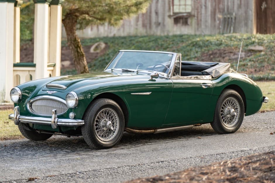 1965 Austin-Healey 3000 sold for $39,000
