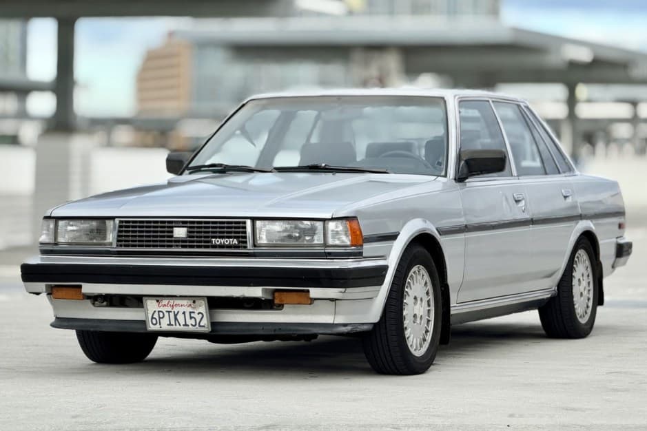 1985 Toyota Cressida & Mark II sold for $7,900