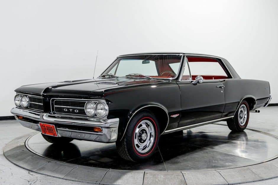 1964 Pontiac GTO (1964-1967) sold for $56,250
