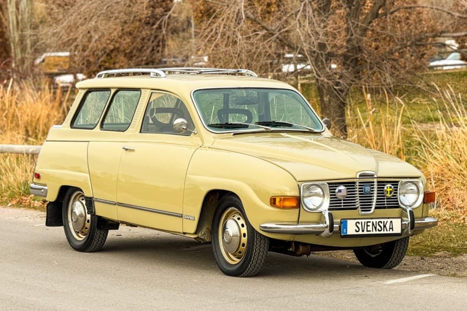 1971 Saab 95 Wagon sold for $12,000