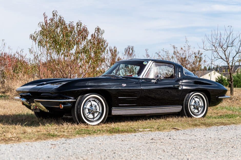 1963 Chevrolet Corvette C2 sold for $132,000
