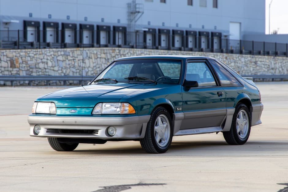 1993 Ford Fox-Body Mustang sold for $32,000