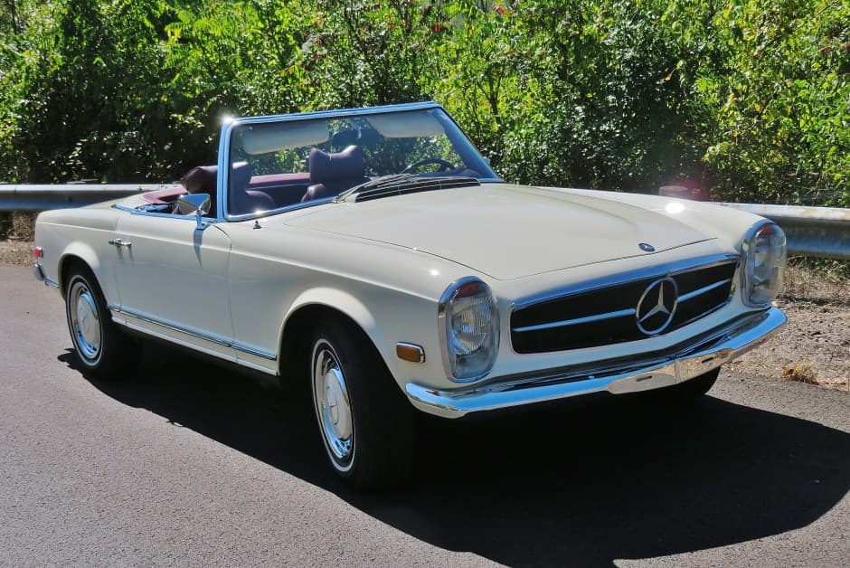 1970 Mercedes-Benz W113 SL sold for $93,000
