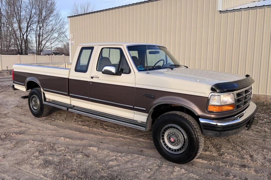 1992 Ford F-Series 1992-1997 sold for $15,000