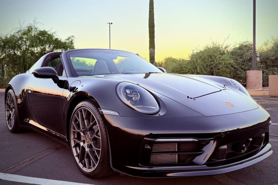 2021 Porsche 992 911 Targa 4 sold for $143,000