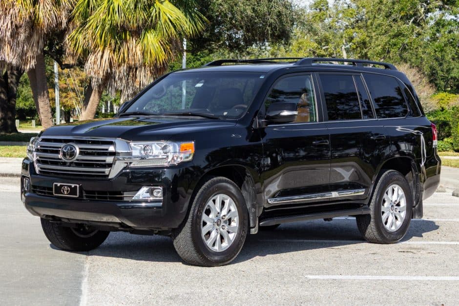 2021 Toyota Land Cruiser 200-Series sold for $93,000