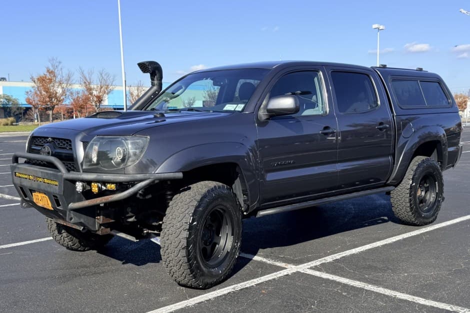 2011 Toyota Tacoma (N2X0 2005-2015) sold for $21,500