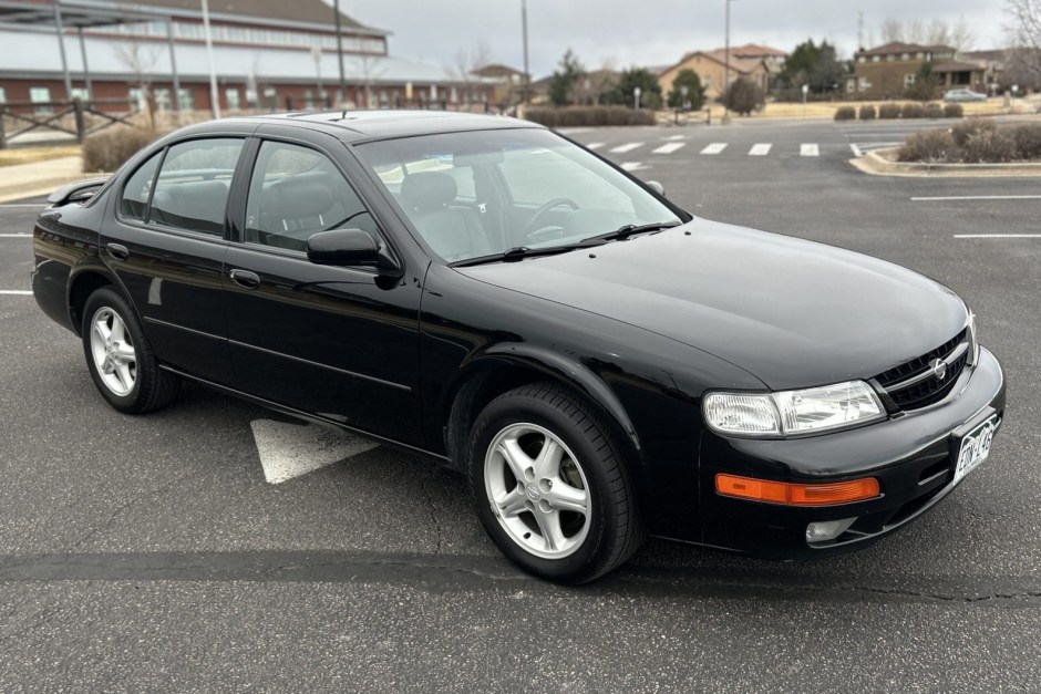 1999 Nissan Maxima sold for $9,000