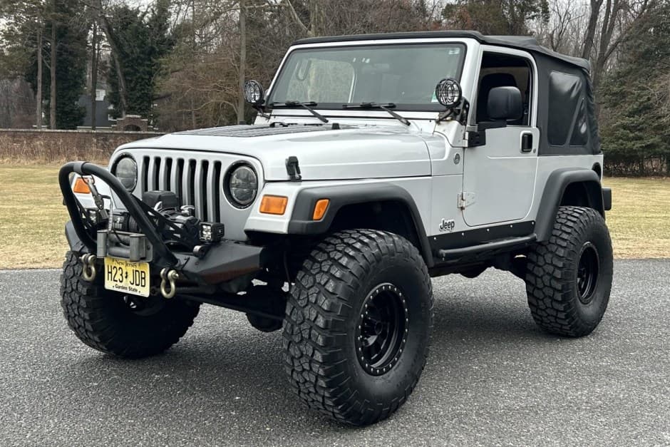 2005 Jeep Wrangler TJ (1997-2006) sold for $8,300