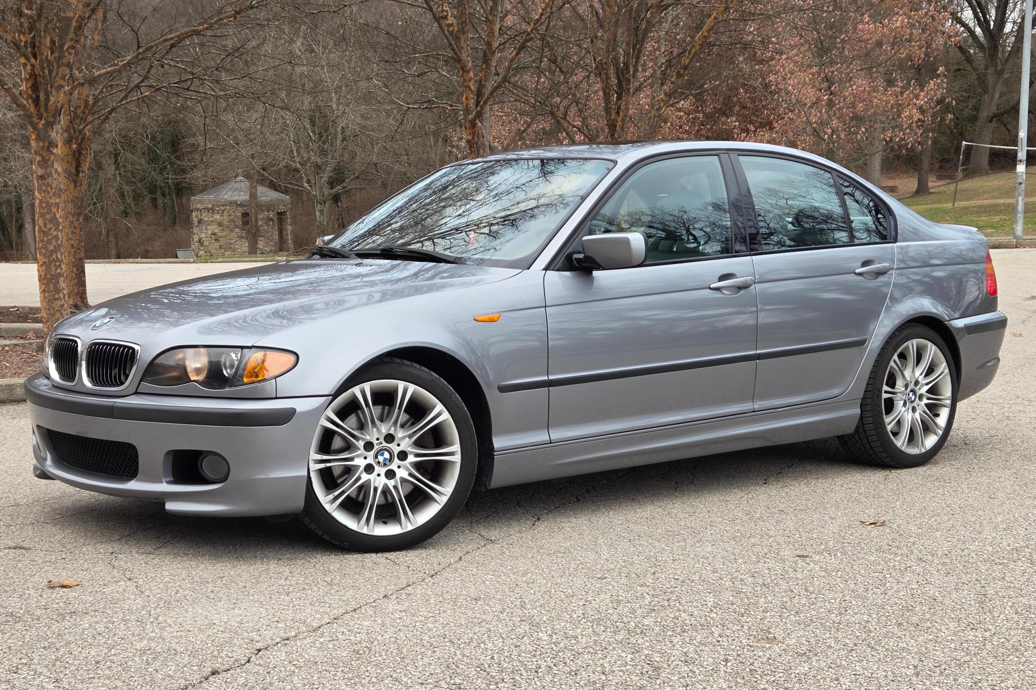 2004 BMW 3 Series sold for $7,800