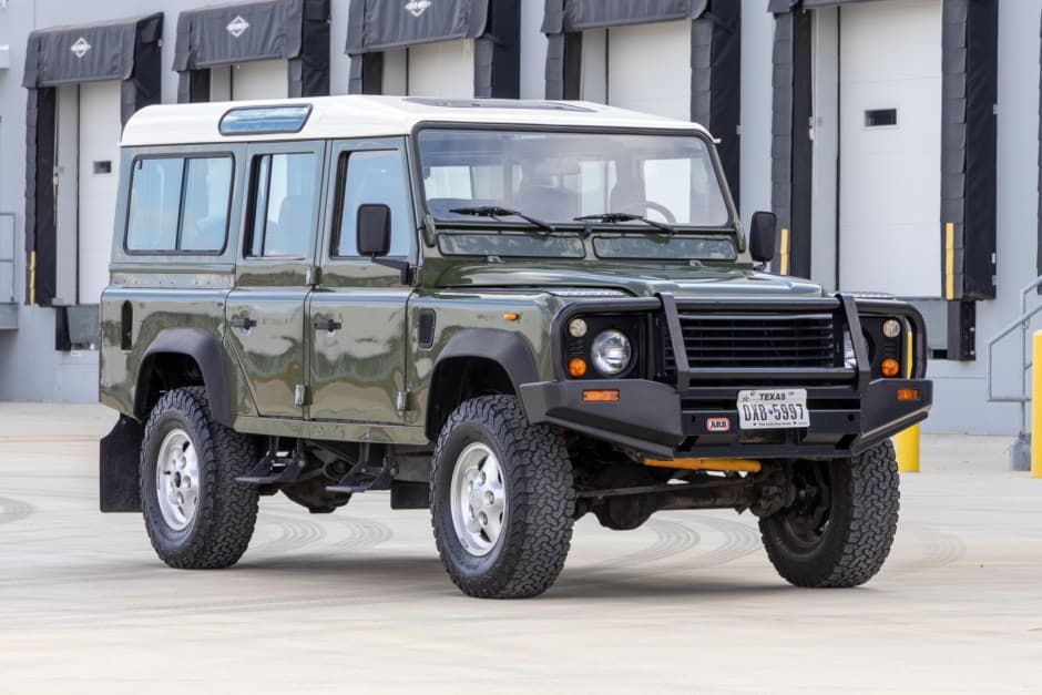 0 Land Rover 110 / Defender 110 (Euro Spec) sold for $53,000